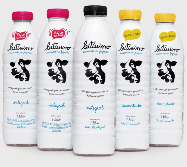 Group of Leitíssimo bottles of milk design by Brandium